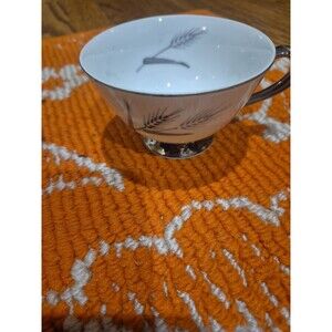 Celebrity of Hawaii~Fine  China~Ceres by Meito~Platinum Wheat~2 Tea Cups